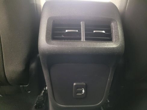 Used 2024 Chevrolet Equinox LT AWD/4WD image 21
