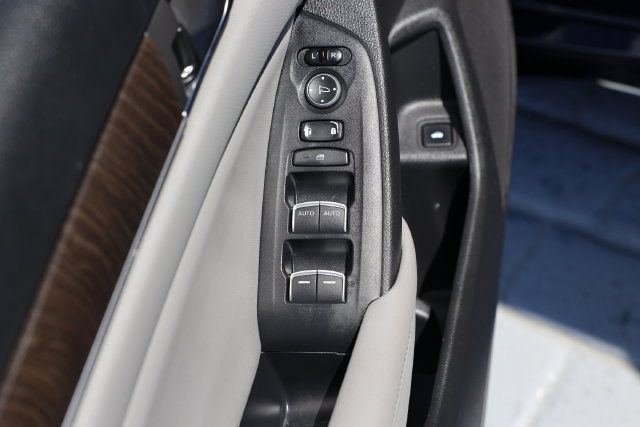 Used 2018 Honda Accord EX image 12