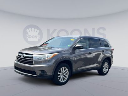 Used 2016 Toyota Highlander LE