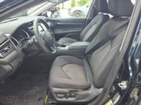 Used 2020 Toyota Camry LE FWD image 11
