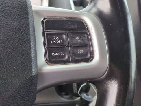 Used 2019 Dodge Grand Caravan GT FWD image 23