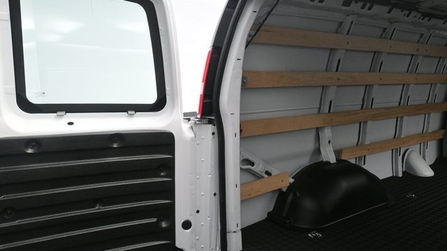 Used 2025 GMC Savana 2500 w/ Driver Convenience Package RWD image 26