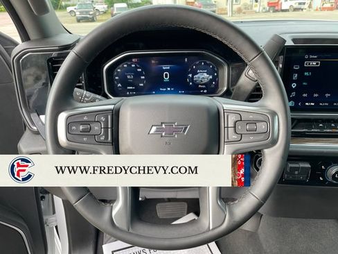 Used 2026 Chevrolet Silverado 1500 RST AWD/4WD image 14