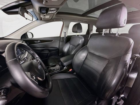 Used 2019 Kia Sorento EX FWD image 25