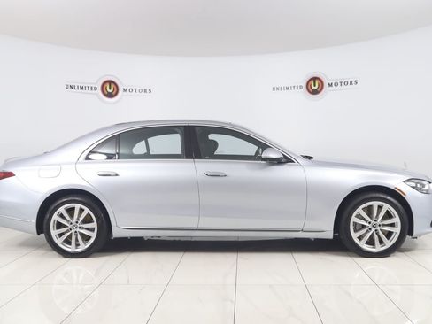 Used 2022 Mercedes-Benz S 500 4MATIC image 2