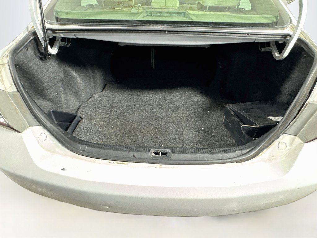 Used 2011 Toyota Camry LE w/ LE Extra-Value Pkg FWD image 27