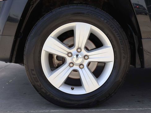 Used 2017 Jeep Patriot Sport w/ Power Value Group FWD image 6