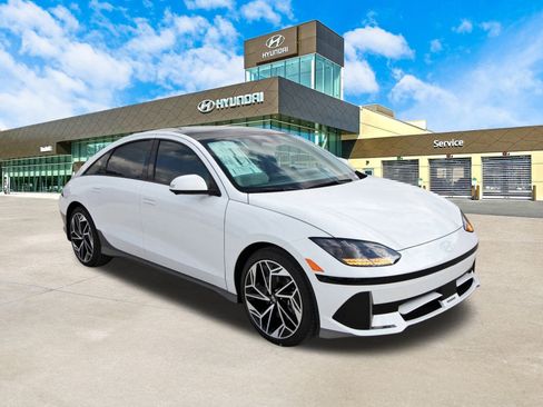 New 2025 Hyundai Ioniq 6 Limited image 3