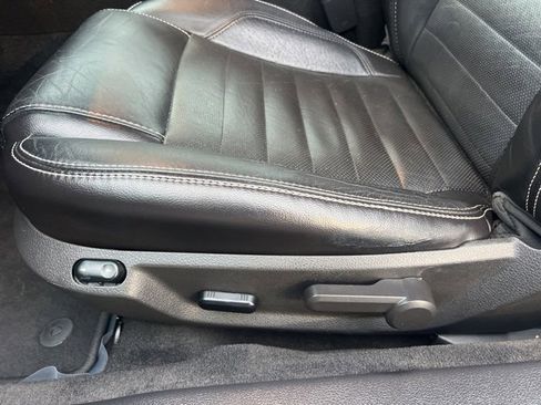 Used 2013 Ford Mustang Premium image 14