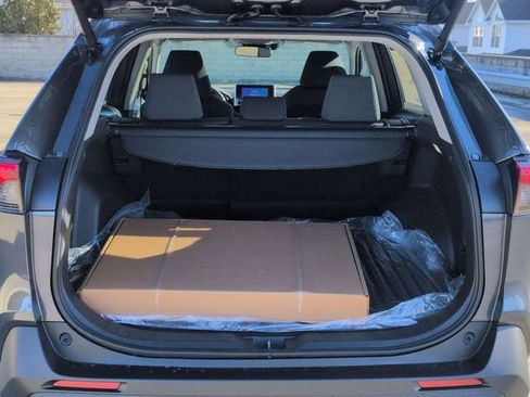 New 2025 Toyota RAV4 XLE image 27