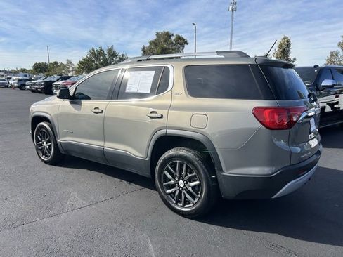 Used 2019 GMC Acadia SLT image 4