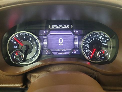Used 2020 RAM 1500 Laramie AWD/4WD image 23
