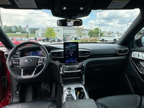 Used 2021 Ford Explorer ST w/ Equipment Group 401A AWD/4WD image 3