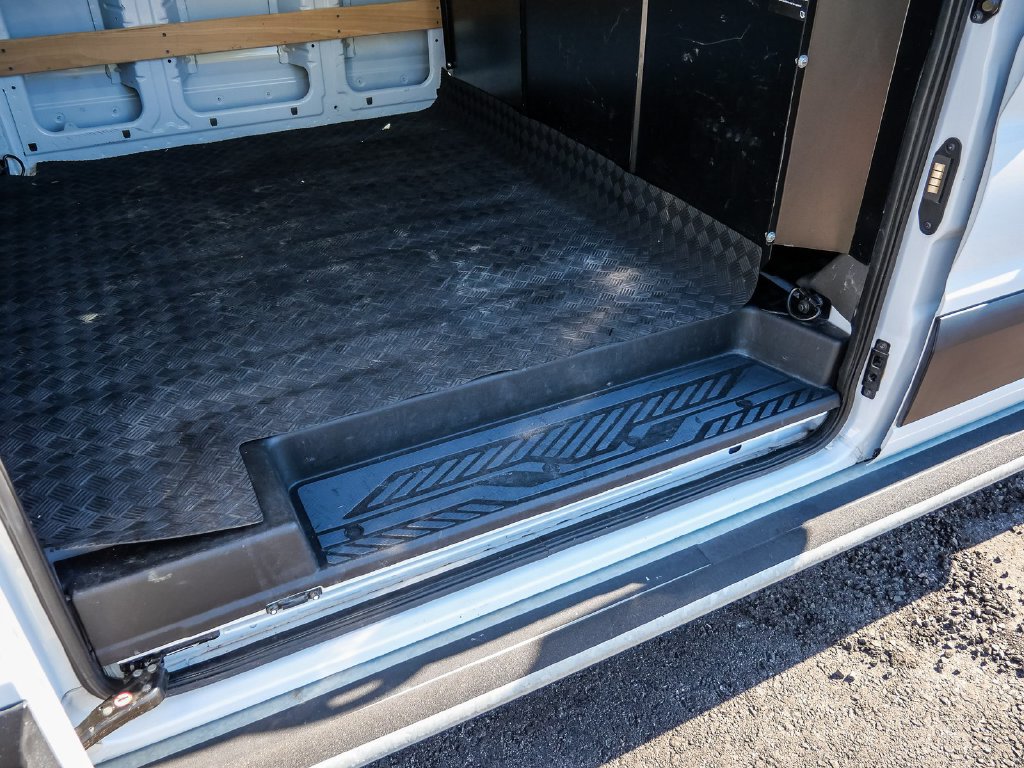 Used 2025 Ford Transit 250 Low Roof w/ Exterior Upgrade Package RWD image 20