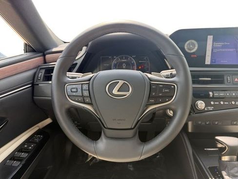 Used 2025 Lexus ES 350 w/ Premium Package FWD image 13