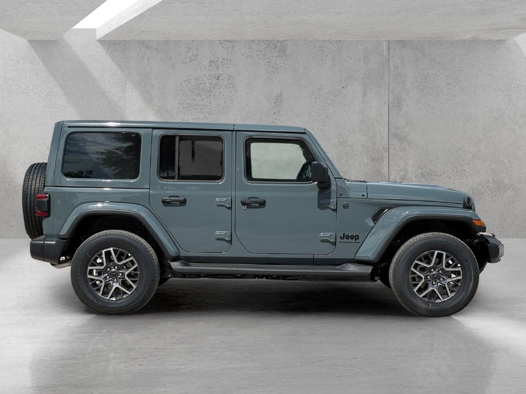 New 2026 Jeep Wrangler Unlimited Sahara AWD/4WD image 4