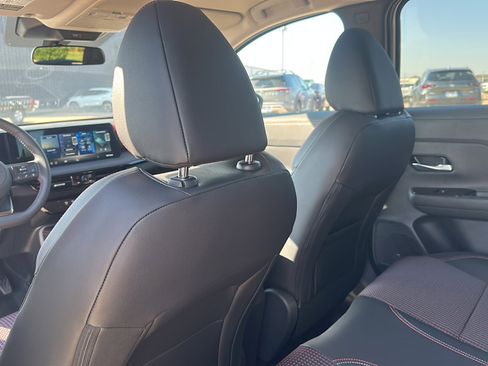 New 2026 Nissan Kicks SR image 14