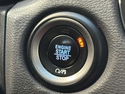 Used 2018 Dodge Durango GT AWD/4WD image 35