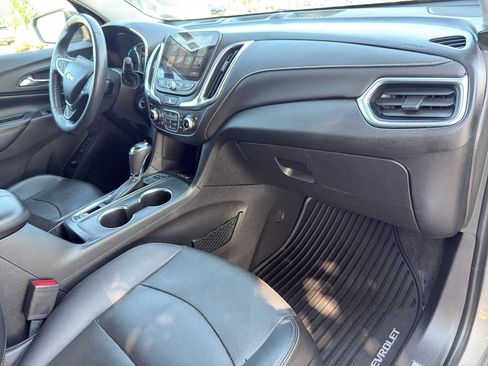 Used 2018 Chevrolet Equinox Premier AWD/4WD image 40