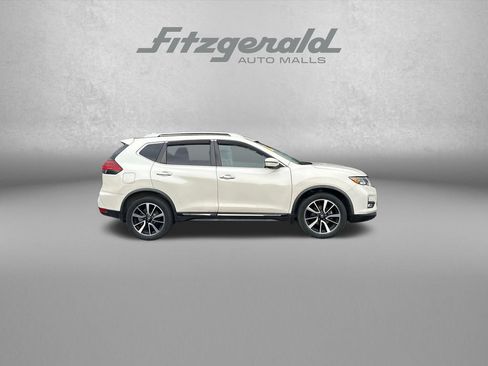 Used 2018 Nissan Rogue SL w/ Premium Package AWD/4WD image 9