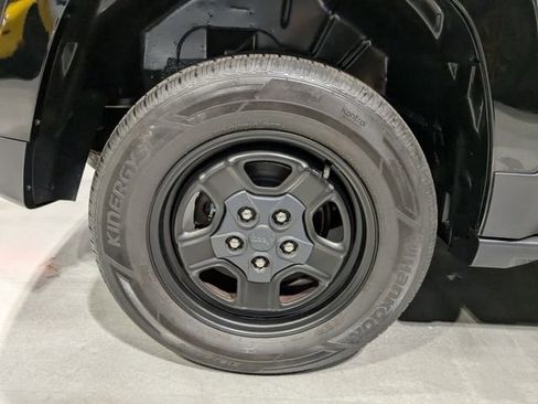 Used 2016 Jeep Patriot Sport image 18