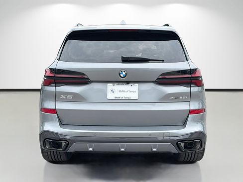New 2026 BMW X5 xDrive40i w/ M Sport Package AWD/4WD image 4
