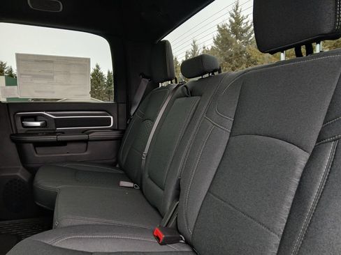 New 2026 RAM 2500 Big Horn AWD/4WD image 26