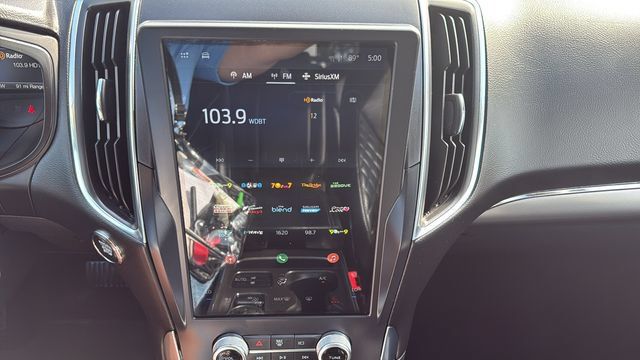 Used 2024 Ford Edge Titanium AWD/4WD image 18