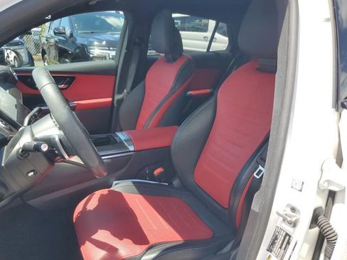 Used 2025 Mercedes-Benz GLC 300 4MATIC image 19