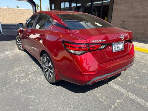 Used 2025 Nissan Sentra SV w/ SV Premium Package FWD image 6