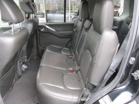 Used 2012 Nissan Pathfinder Silver w/ DVD Entertainment Pkg AWD/4WD image 12