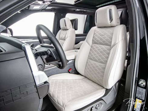 Used 2025 Cadillac Escalade V w/ LPO, Floor Liner Package AWD/4WD image 39