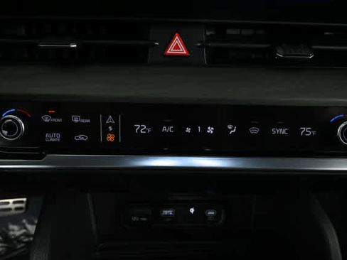 Used 2025 Kia Sportage X-Pro image 27