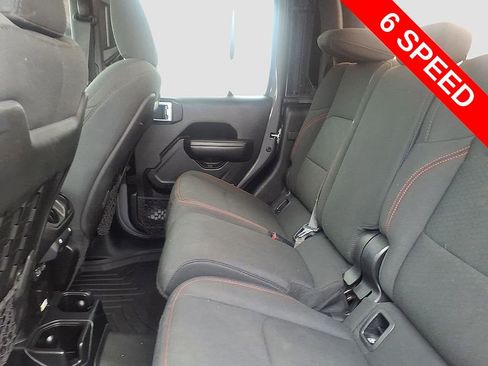 Used 2020 Jeep Gladiator Rubicon w/ LED Lighting Group AWD/4WD image 16