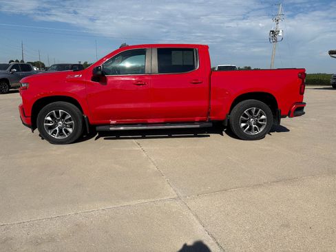 Used 2019 Chevrolet Silverado 1500 RST image 3