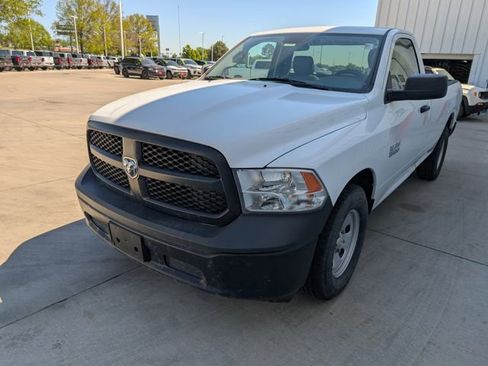Used 2016 RAM 1500 Tradesman RWD image 18