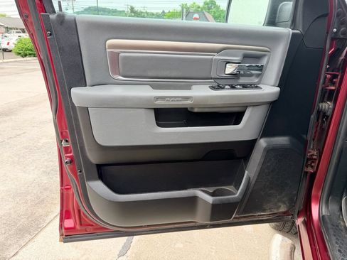 Used 2017 RAM 1500 Big Horn AWD/4WD image 23