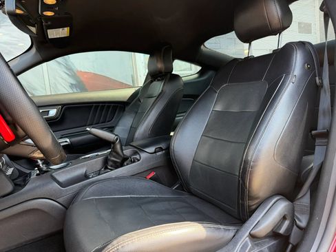 Used 2019 Ford Mustang GT Premium w/ GT Performance Package RWD image 10