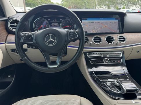 Used 2017 Mercedes-Benz E 300 image 12