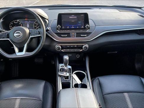 Certified 2023 Nissan Altima 2.5 SR image 14