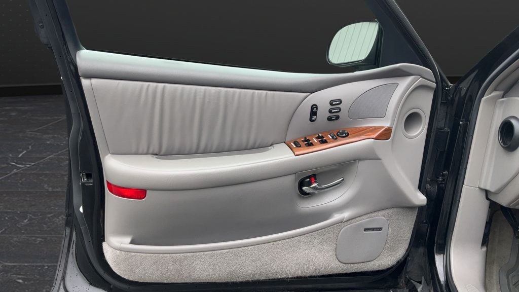 Used 2002 Buick Park Avenue w/ Prestige Pkg FWD image 27