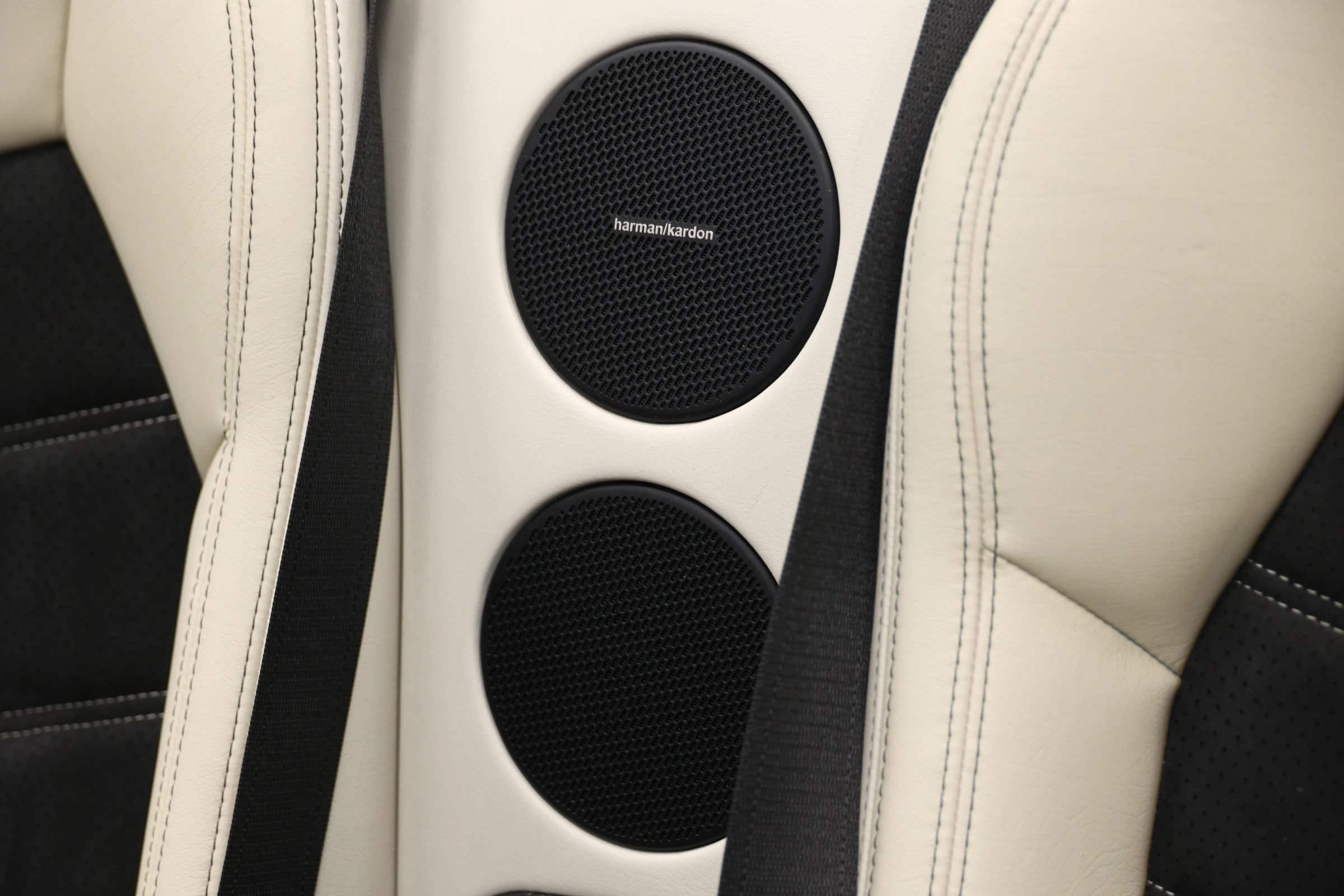 Used 2018 Maserati GranTurismo Sport RWD image 47