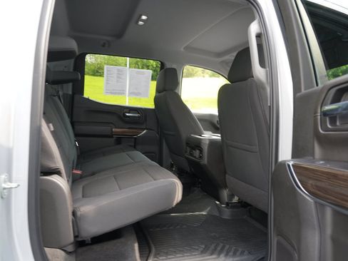 Certified 2022 Chevrolet Silverado 1500 LT Trail Boss w/ Safety Package AWD/4WD image 28