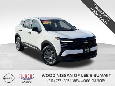 Certified 2025 Nissan Kicks S image 1