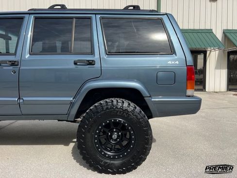 Used 1999 Jeep Cherokee Sport image 31