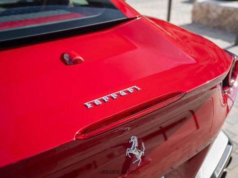 Used 2019 Ferrari Portofino image 71