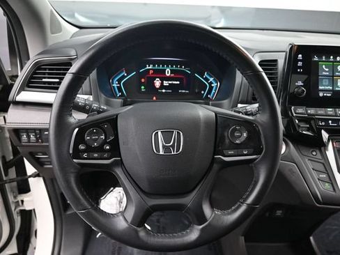 Used 2018 Honda Odyssey EX-L image 12