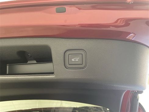 New 2025 Chevrolet Blazer EV LT image 17