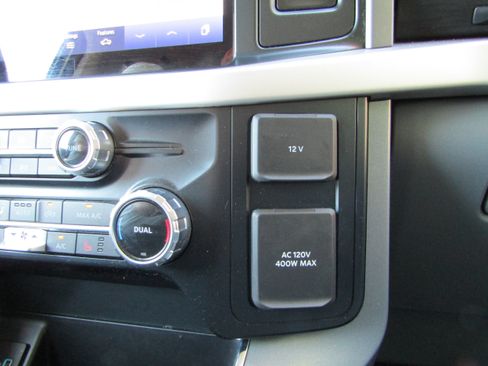 Used 2022 Ford F150 XLT w/ Equipment Group 302A High AWD/4WD image 31