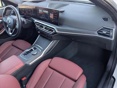 Certified 2024 BMW 330i Sedan w/ Premium Package image 22